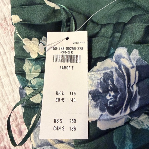 Abercrombie and Fitch Pleated Maxi Dress - Picture 3 of 4